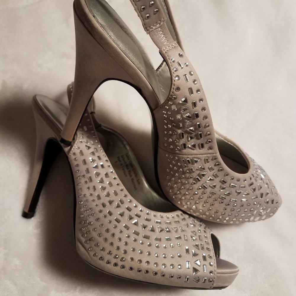 Lulu Townsend Rhinestone Pumps